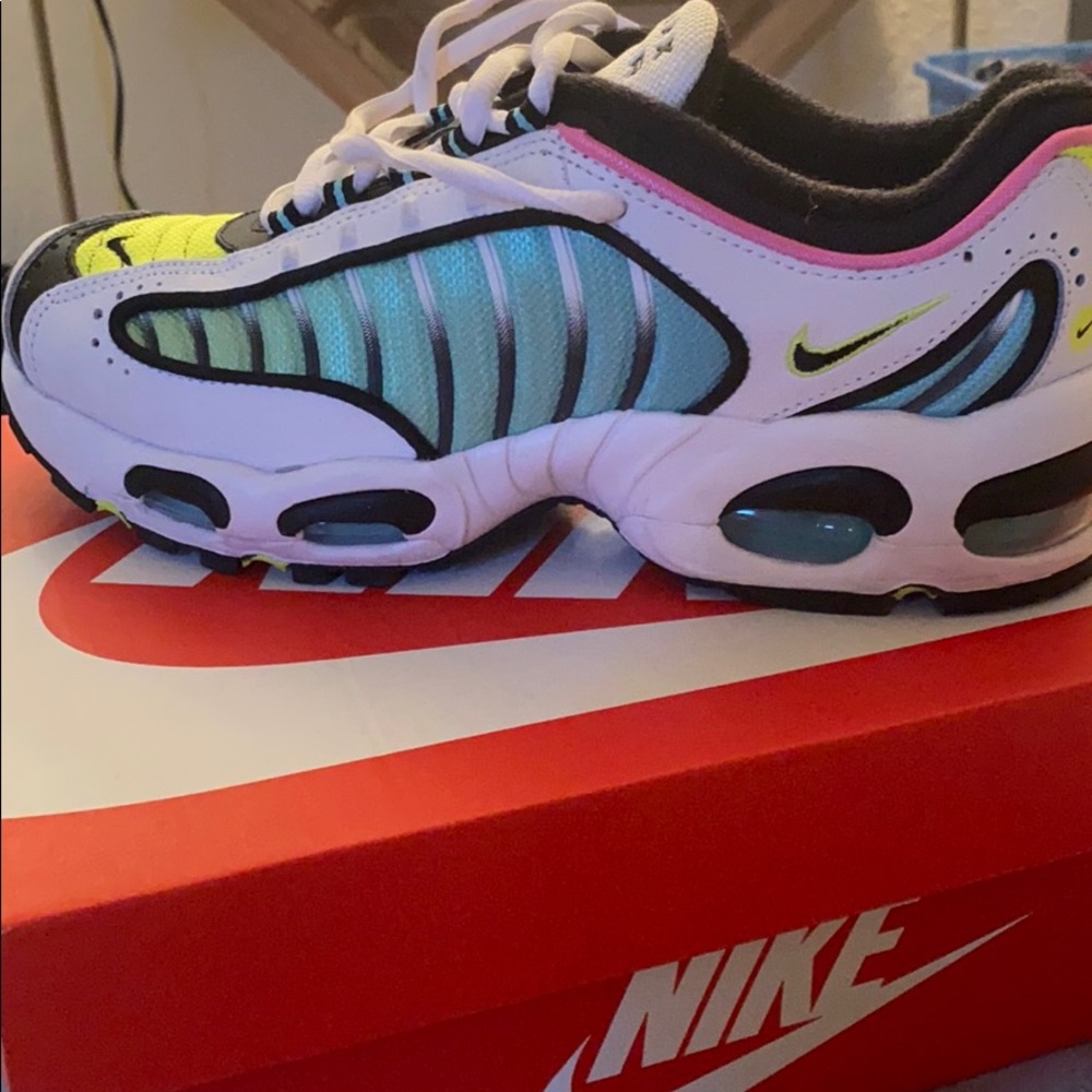 Nike shoes
